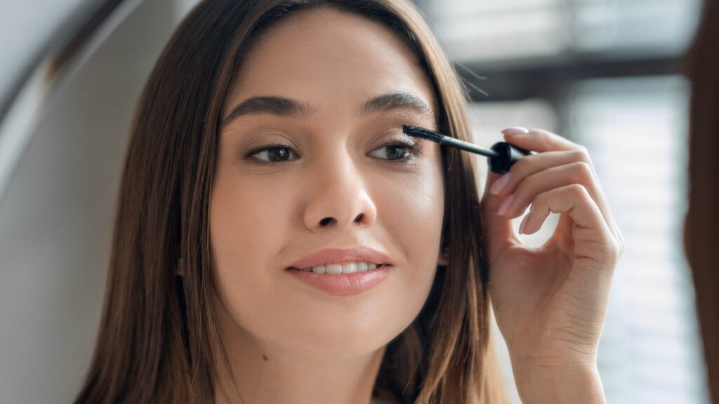 Unveiling the Magic of Mascara Primers: Elevating Your Lash Game