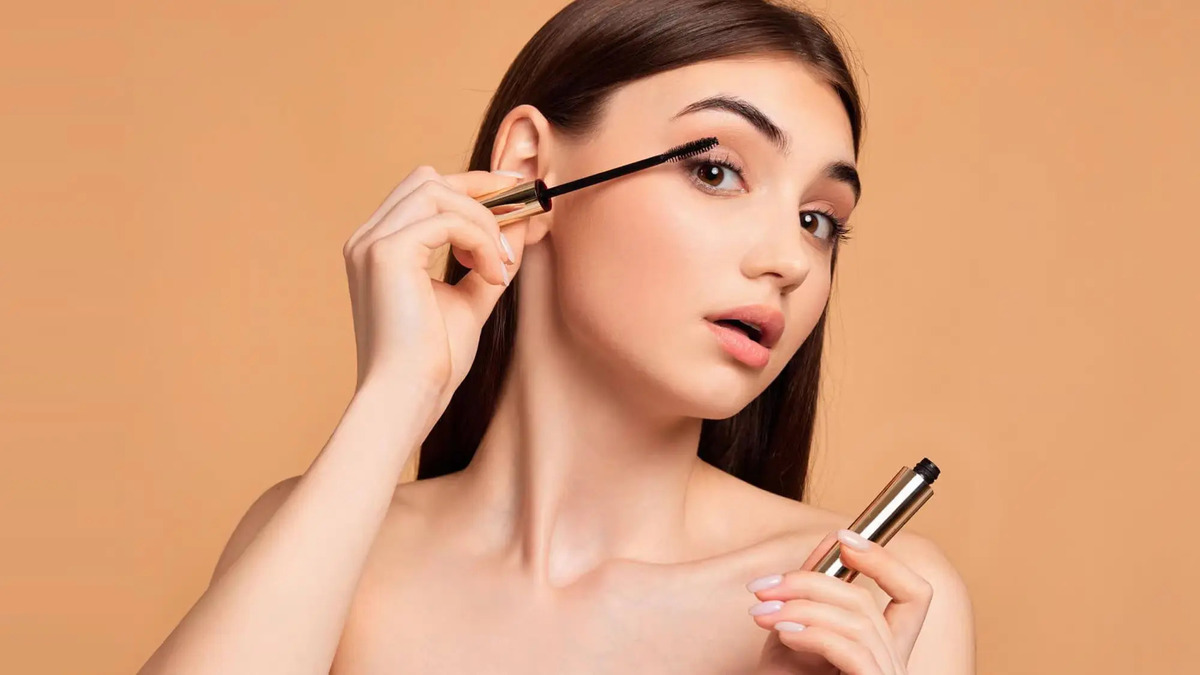 Factors That Can Make Or Break Your Mascara's Quality: Understanding Key Influences