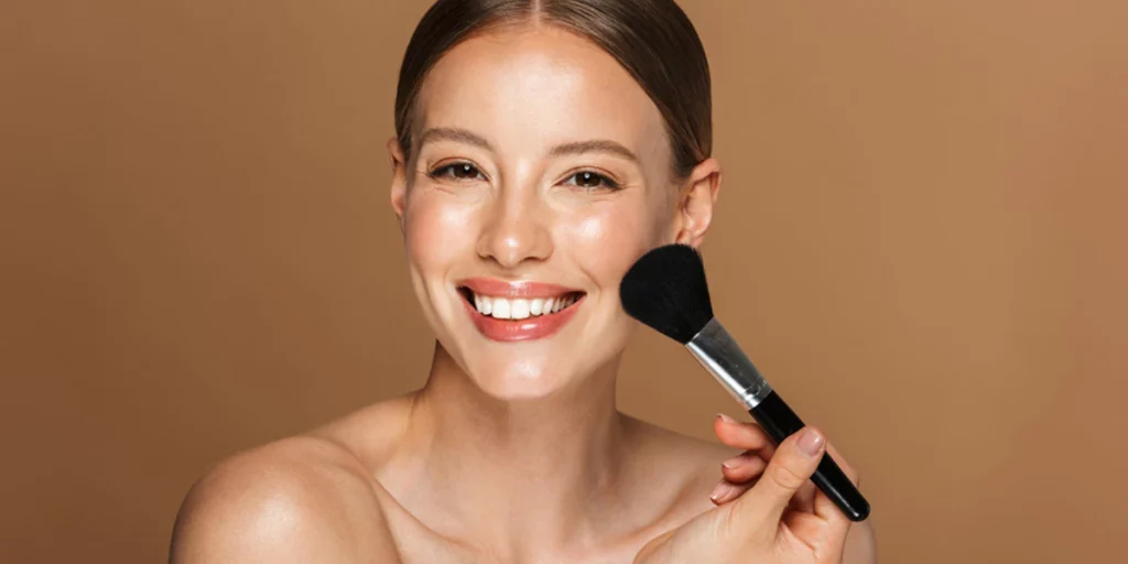 Flawless Makeup for Oblong Faces: Tips and Techniques to Enhance Your Features