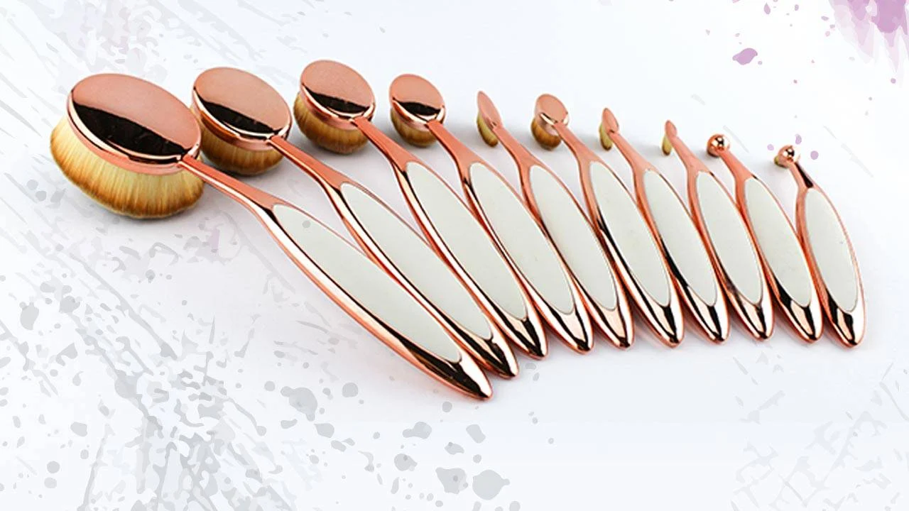 Mastering Makeup Application- A Comprehensive Guide to Using Oval Makeup Brushes-2