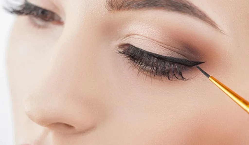 The Definitive Manual On Mastering Eye Liner App